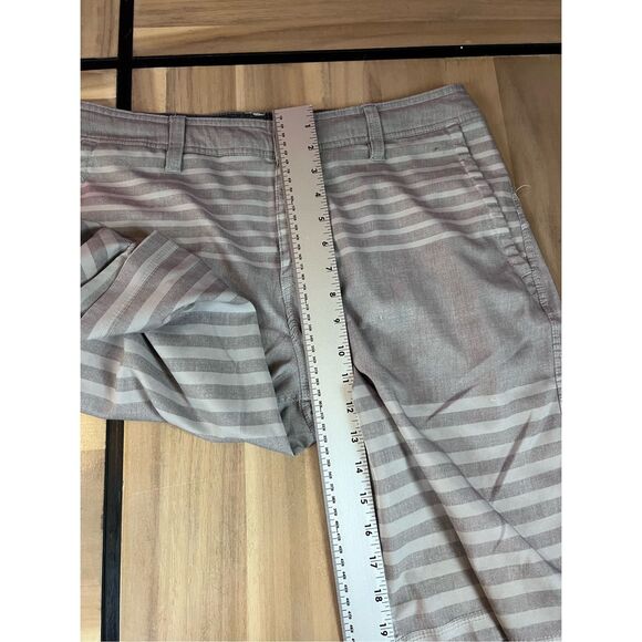 Hang Ten Men's Lightweight 4Way Stretch Quick Dry Hybrid Shorts 34 - Picture 3 of 8